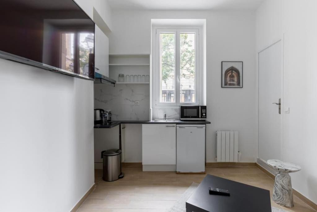 Montbrunalesia II Cosy Studio 2P Париж Екстериор снимка